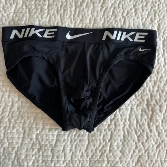 Small Nike Athletic Brief - Picture 2 of 4